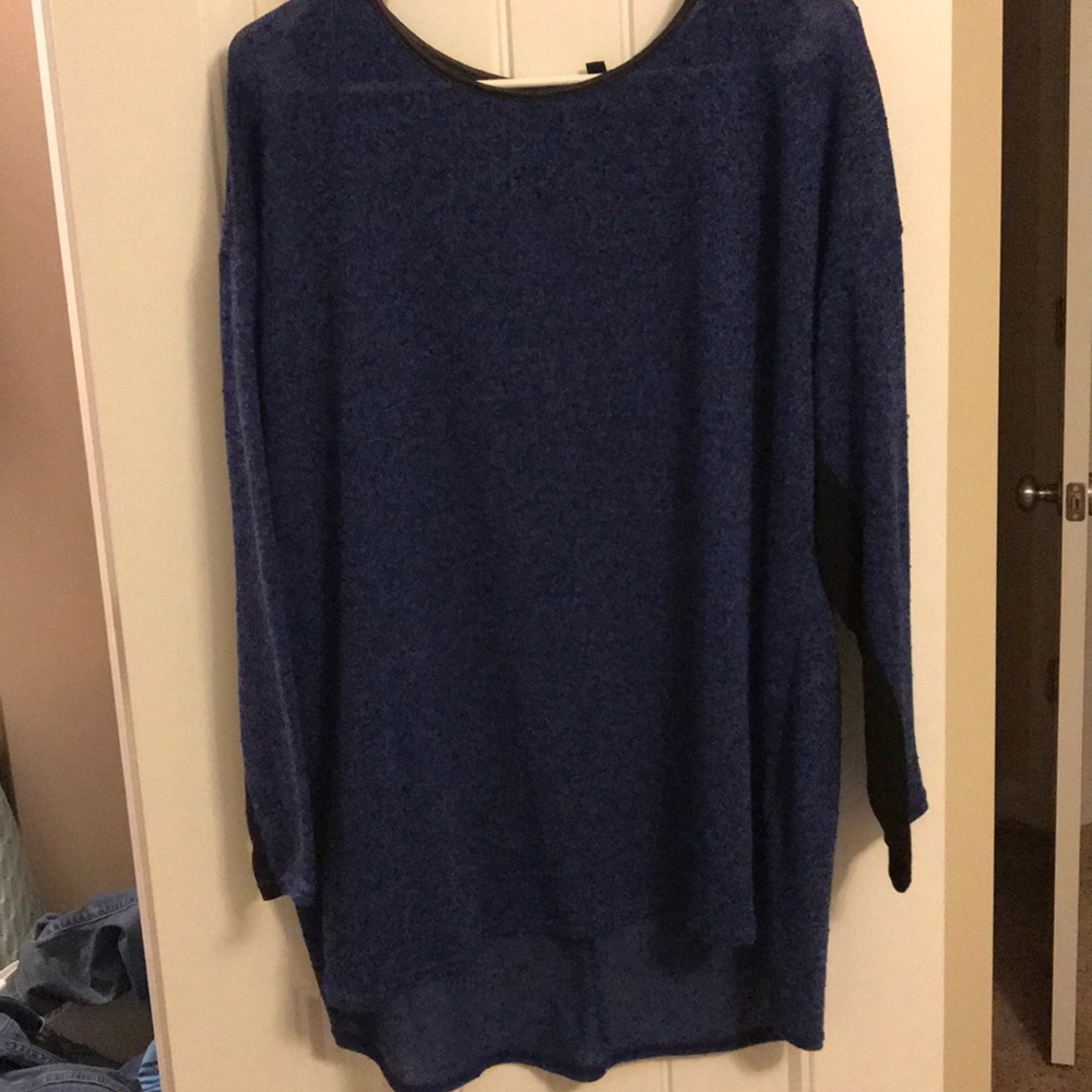Long sleeve blue sweater